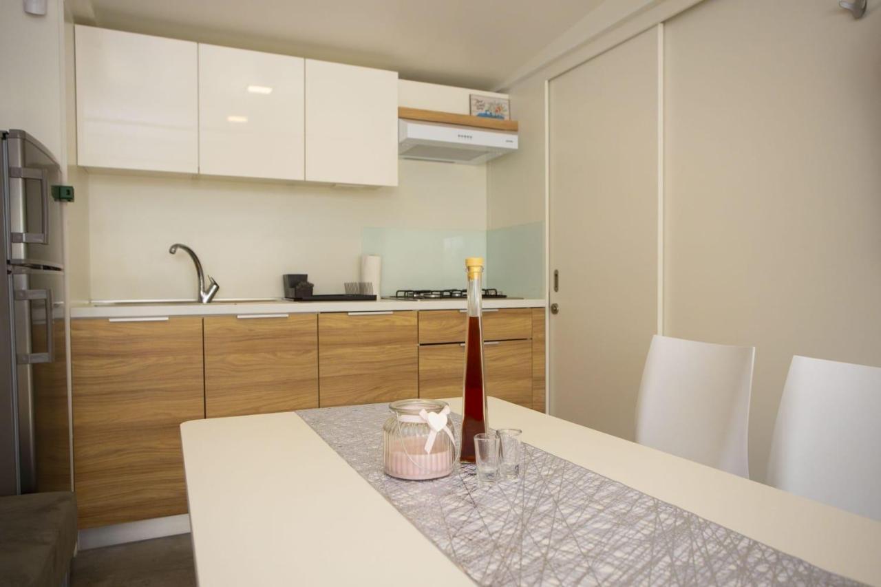Oaza Mira Mobile Houses - Camp Basko Polje #Bestoffer Baska Voda Bagian luar foto